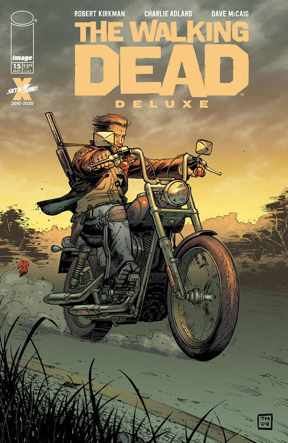 Walking Dead Dlx #15 Cvr B Moore & Mccaig - Comics